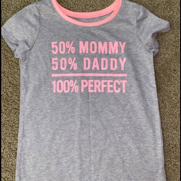 ALOT OF CLOTHES - Picture 3 of 12